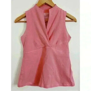 Lululemon Surpus V neck Athletic Top with Built in  Bra Size 2